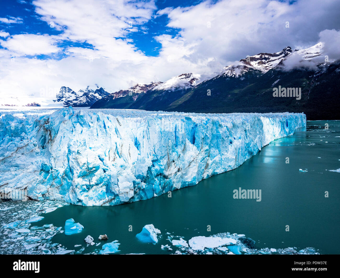 Paysage panoramique Glacier Perito Moreno en Argentine Banque D'Images