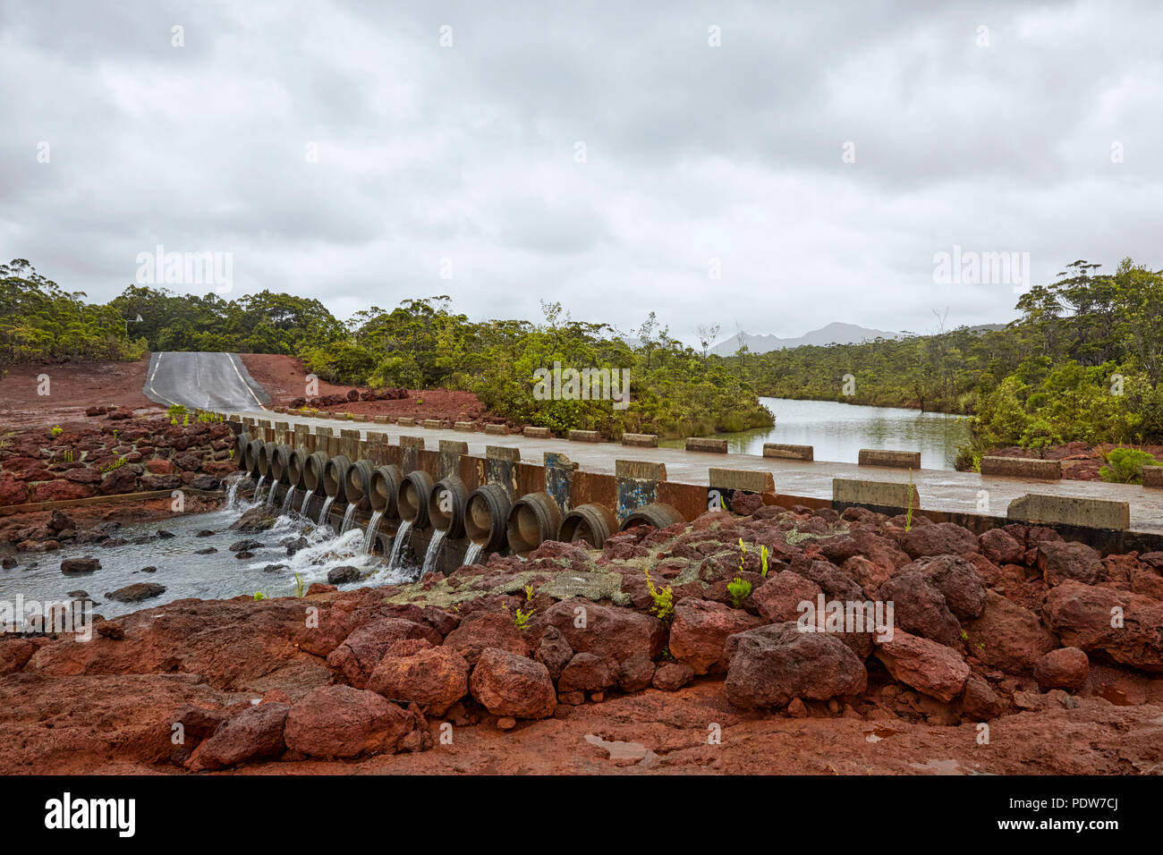 Pont sur la Route de Prony en Nouvelle Calédonie Grande Terre de l'île du Pacifique Banque D'Images