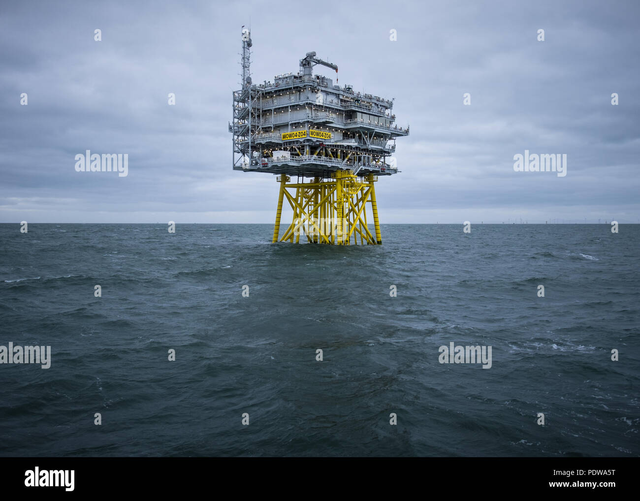 Une sous-station, Z04, sur l'Extension de parcs offshore Walney Banque D'Images