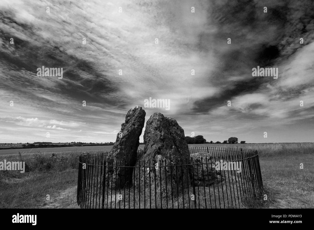 Le Whispering Knights, cercle de pierres de Rollright Stones, près de Chipping Norton, Oxfordshire, Angleterre. Banque D'Images