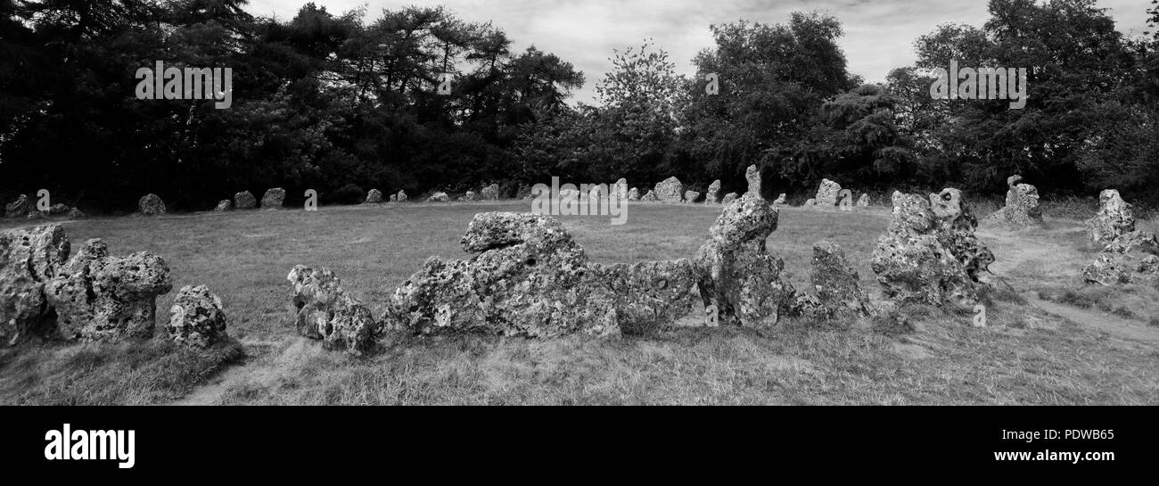 Les rois des hommes, le cercle de pierres de Rollright Stones, près de Chipping Norton, Oxfordshire, Angleterre. Banque D'Images