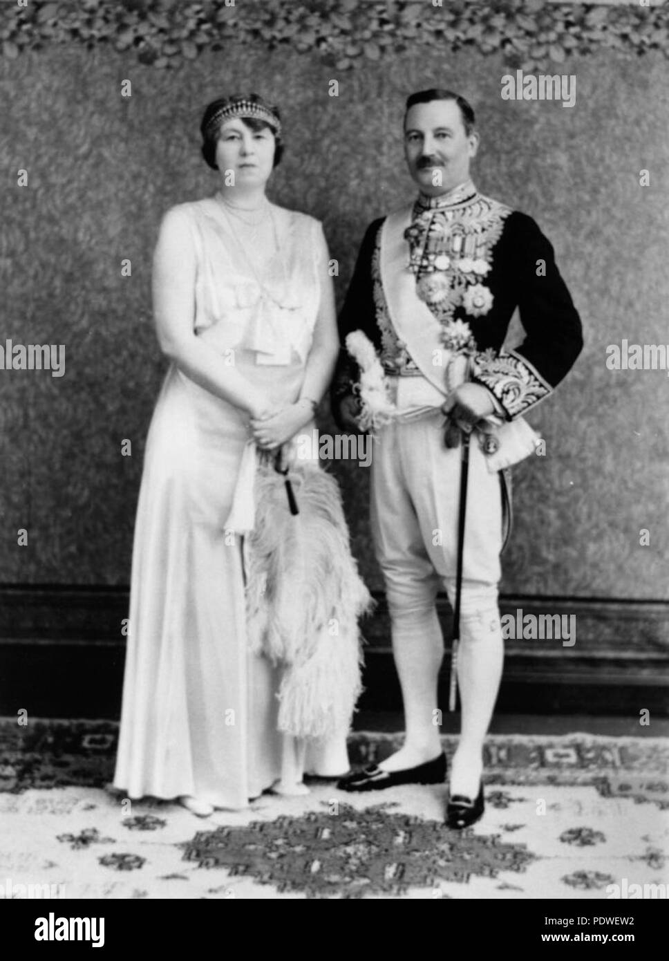 221 1 138015 StateLibQld Sir Leslie et Dame Winifred peut Wilson, ca. 1933 Banque D'Images