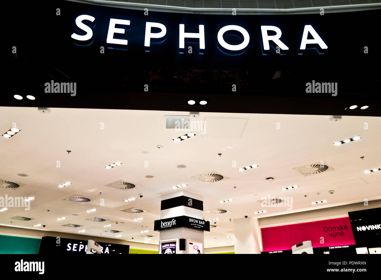 Logo Sephora dans un magasin entrée privée Banque D'Images