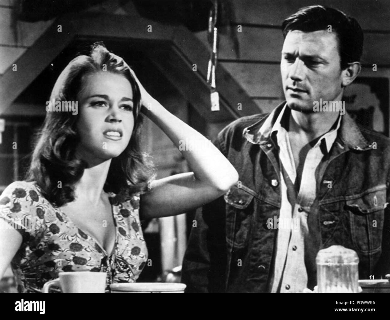 Promenade sur le côté sauvage 1962 artistes fameux film avec Jane Fonda et Laurence Harvey Banque D'Images