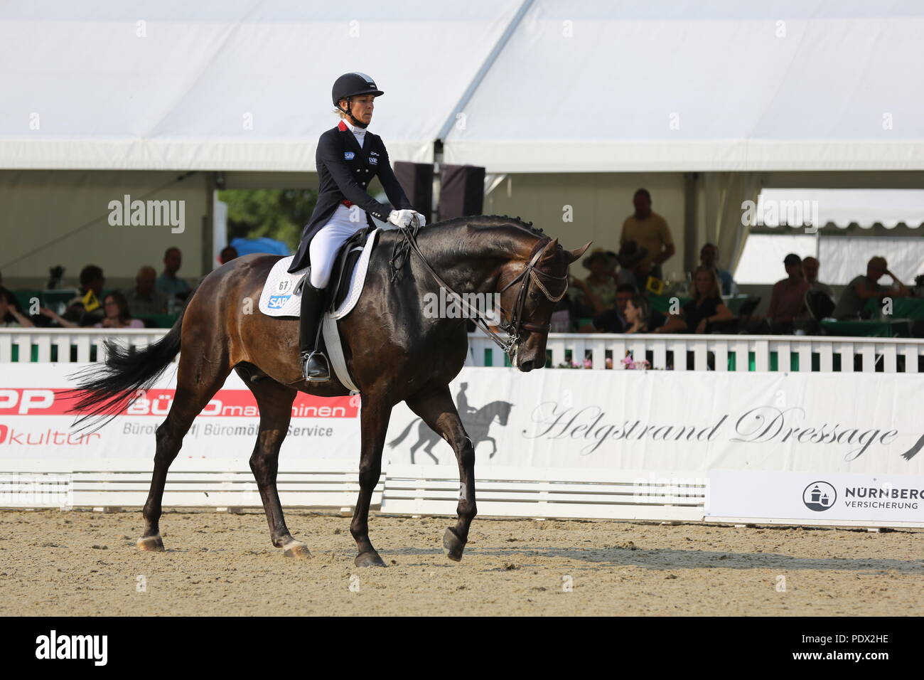 Ingrid Klimke avec Bluetooth a remporté la spéciale St Georg à l'Verden Concours Hippique International 2018, la qualification pour le Nürnberger-Burg Pokal Banque D'Images