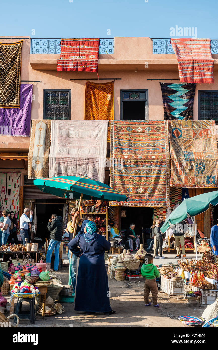 MAROC, FEZ , DJEDID, ÂNE, CHEVAL ET PERSONNAGES Réf A 100