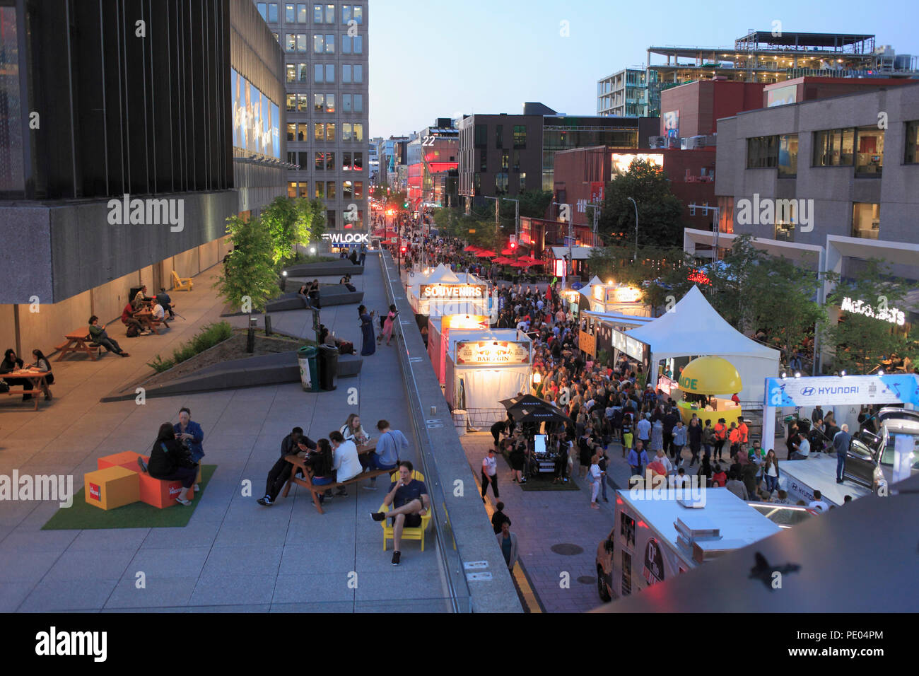 Canada, Québec, Montréal, Quartier des spectacles, la Place des Arts, Festival de Jazz, les gens, Banque D'Images