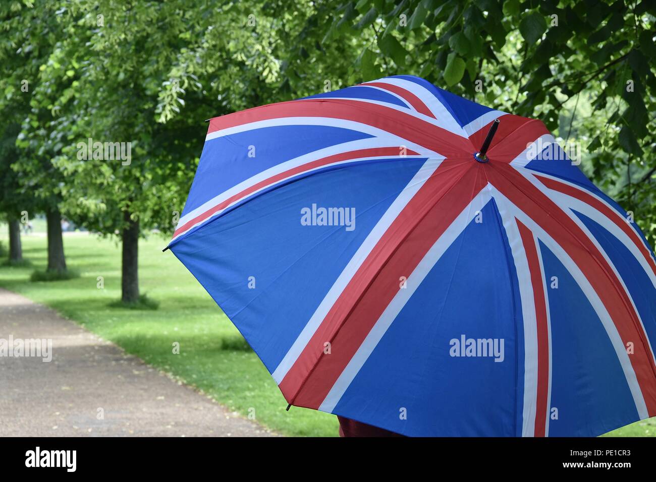 Un drapeau de l'Union britannique parapluie dans Londres, Royaume-Uni Banque D'Images