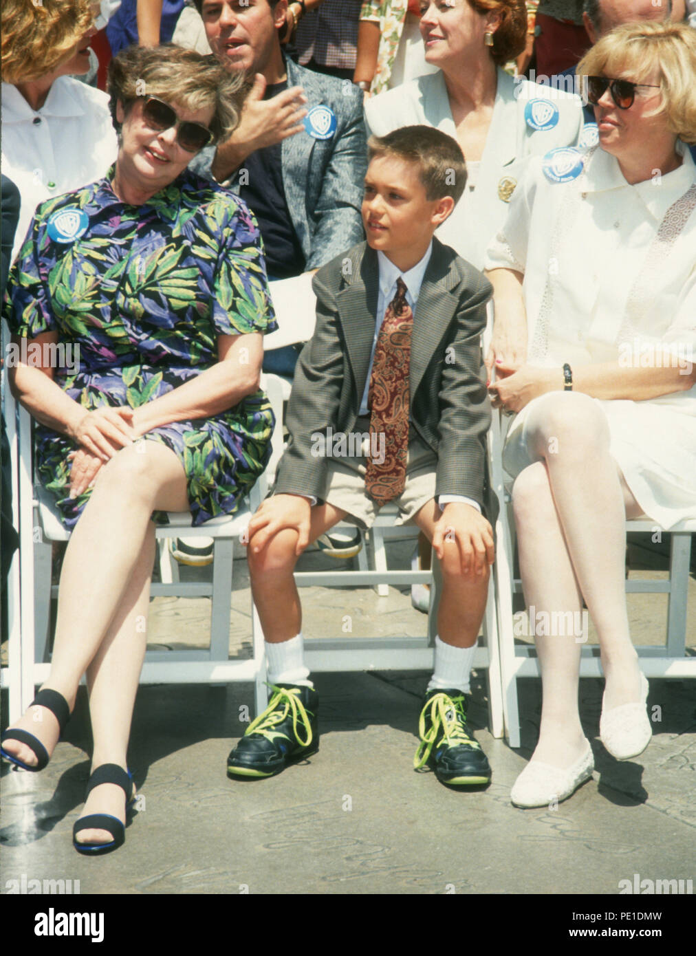 HOLLYWOOD, CA - 15 juin : l'acteur Michael Keaton;'s fils Sean Douglas assiste à 'Michael Keaton Main et Footprints' cérémonie le 15 juin 1992 au Mann Chinese Theatre à Hollywood, Californie. Photo de Barry King/Alamy Stock Photo Banque D'Images