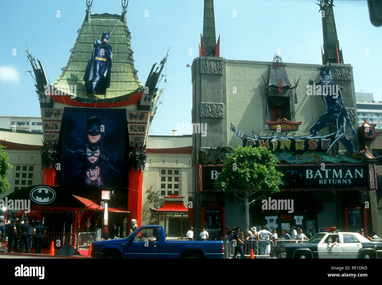 HOLLYWOOD, CA - 15 juin : une vue générale de l'atmosphère à 'Michael Keaton Main et Footprints' cérémonie le 15 juin 1992 au Mann Chinese Theatre à Hollywood, Californie. Photo de Barry King/Alamy Stock Photo Banque D'Images