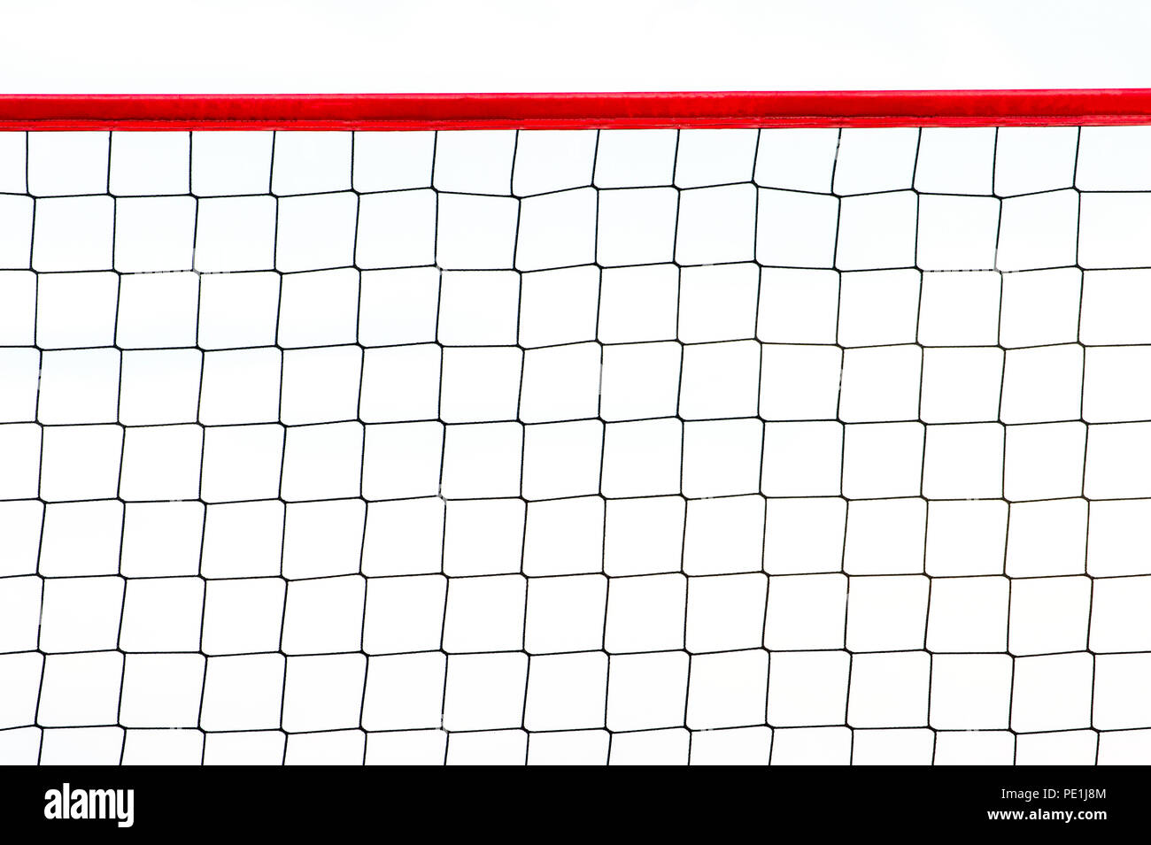 Sport net sur fond blanc. Filet de volley-ball. Banque D'Images