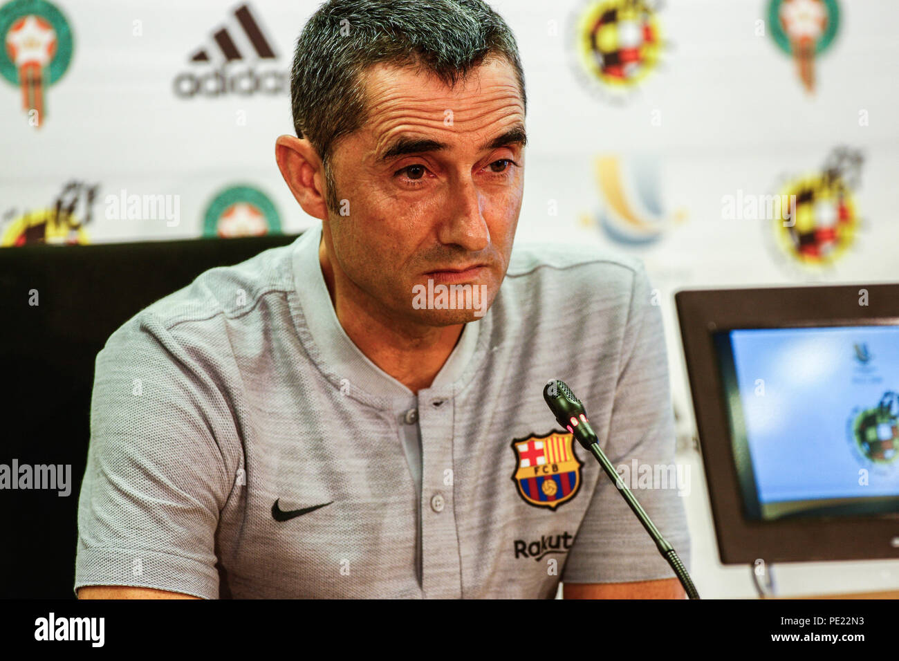 L'entraîneur du FC Barcelone Ernesto Valverde lors de la conférence de presse du FC Barcelone avant que le jeu espagnol Supercopa contre FC Séville à Tanger. À Ciutat Esportiva Joan Gamper, Barcelone le 11 août de 2018. Août 11, 2018. Credit : AFP7/ZUMA/Alamy Fil Live News Banque D'Images