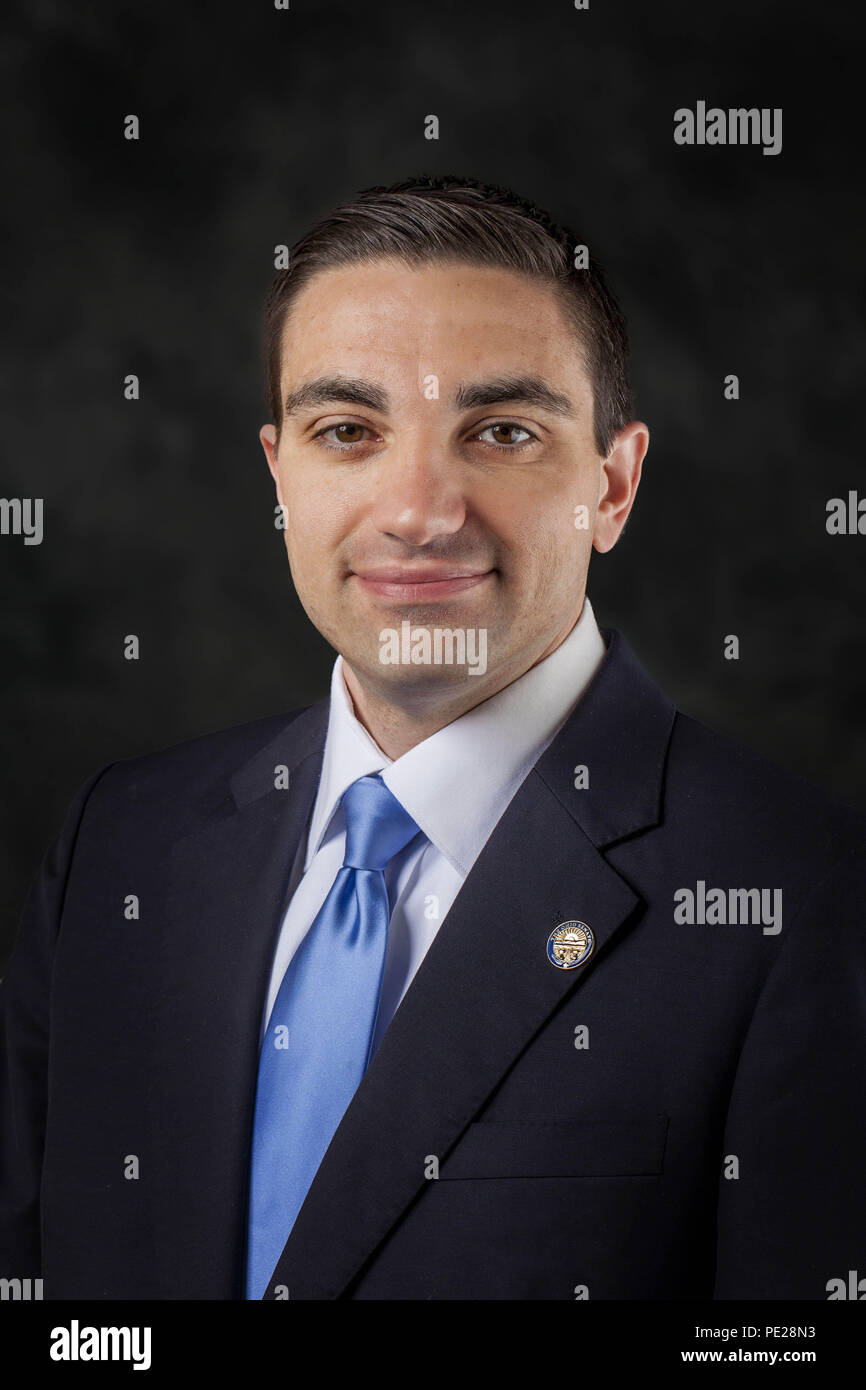 Columbus, Ohio, USA. 29 mai, 2013. Portrait officiel de l'Ohio State Sénateur Lou Gentile, District 30, 130e assemblée générale de l'Ohio Sénat photographié le 24 avril 2013 à l'Ohio Statehouse. Credit : James D. DeCamp/ZUMA/Alamy Fil Live News Banque D'Images