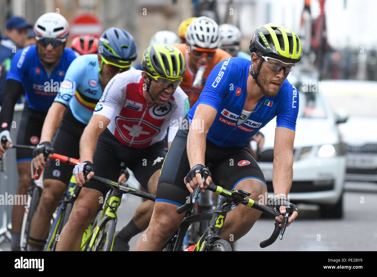 Glasgow, Ecosse, Royaume-Uni. 12 août 2018. - Championnats Européens 2018 : Regard sur l'or - un concentré Matteo Trentin - - médaille d'or sur le dernier tour de la course sur route hommes Crédit : Kay Roxby/Alamy Live News Banque D'Images