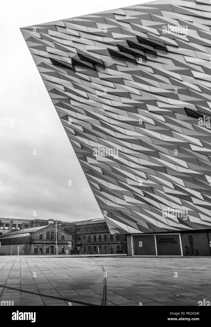 Bâtiment Titanic contemporain à Belfast, Irlande du Nord Banque D'Images