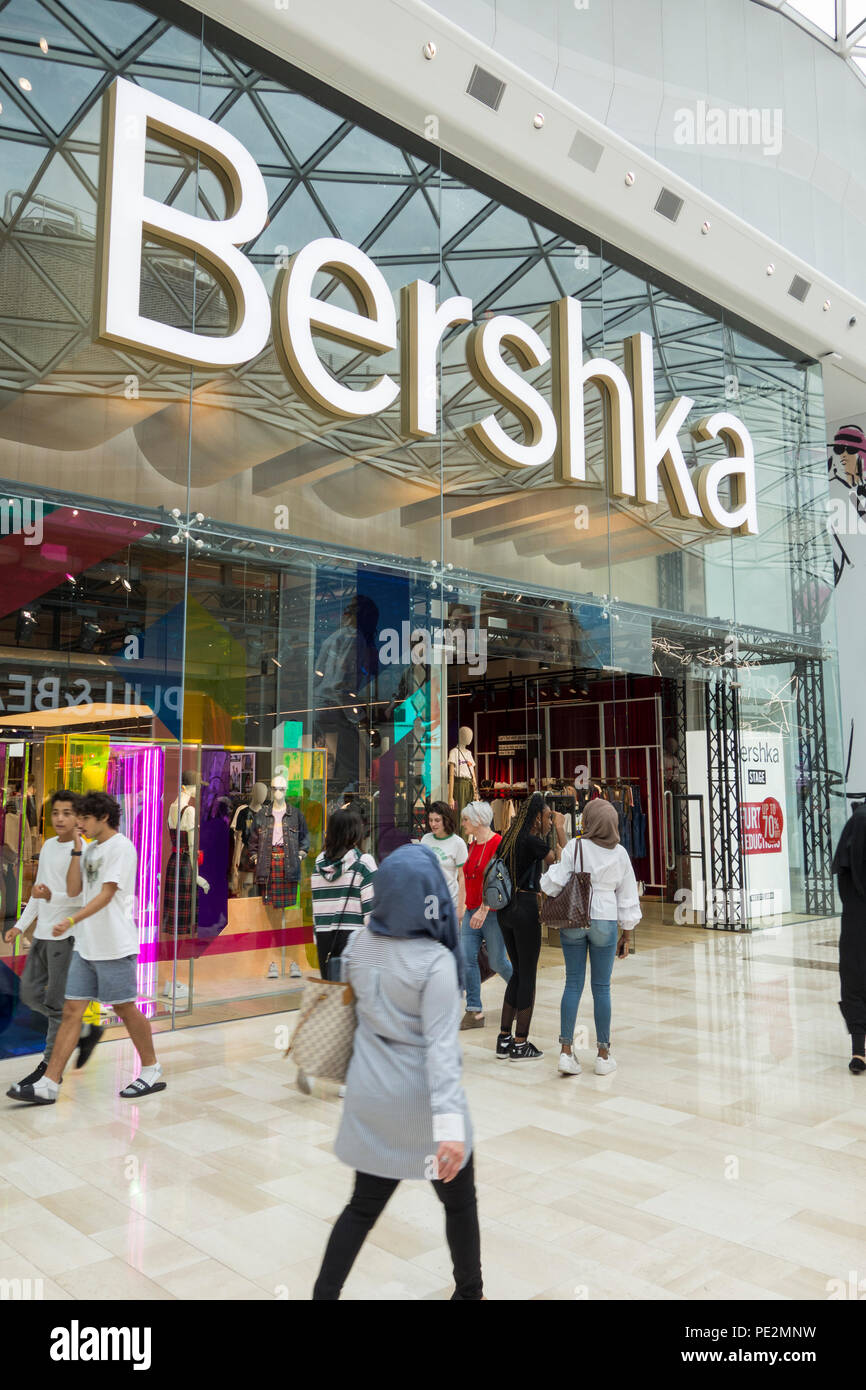 Bershka magasin de mode, le centre commercial de Westfield, Ariel Way, White City, London, W12, UK Banque D'Images