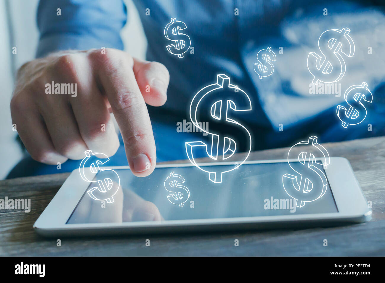 Concept financier, les profits d'affaires en ligne, e-business, gagner de l'argent sur internet, e-commerce Banque D'Images