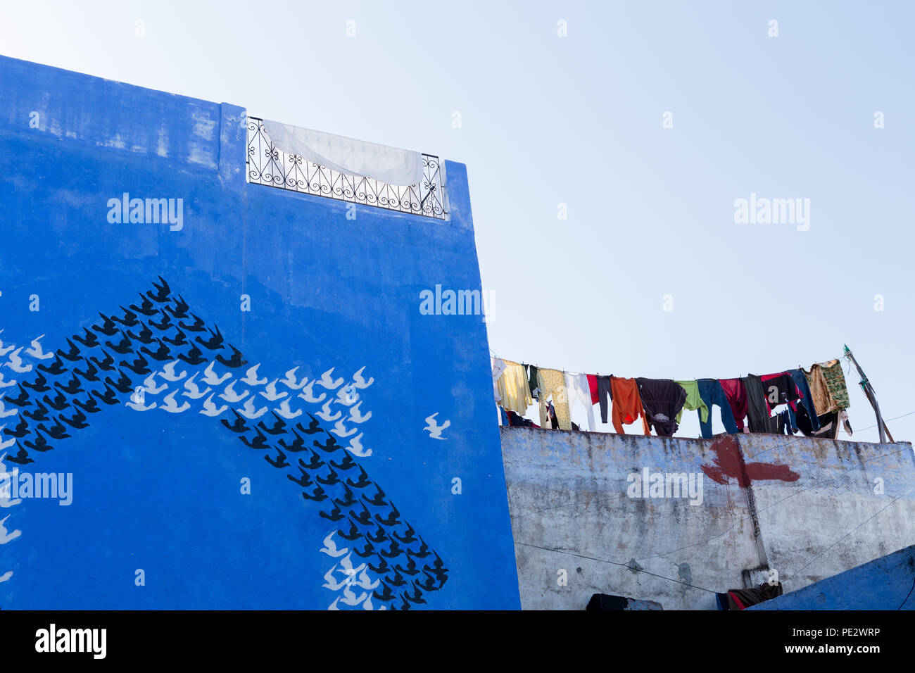 Chefchaouen (Chaouen) est une ville du Maroc a noté pour ses immeubles dans les tons de bleu. Banque D'Images