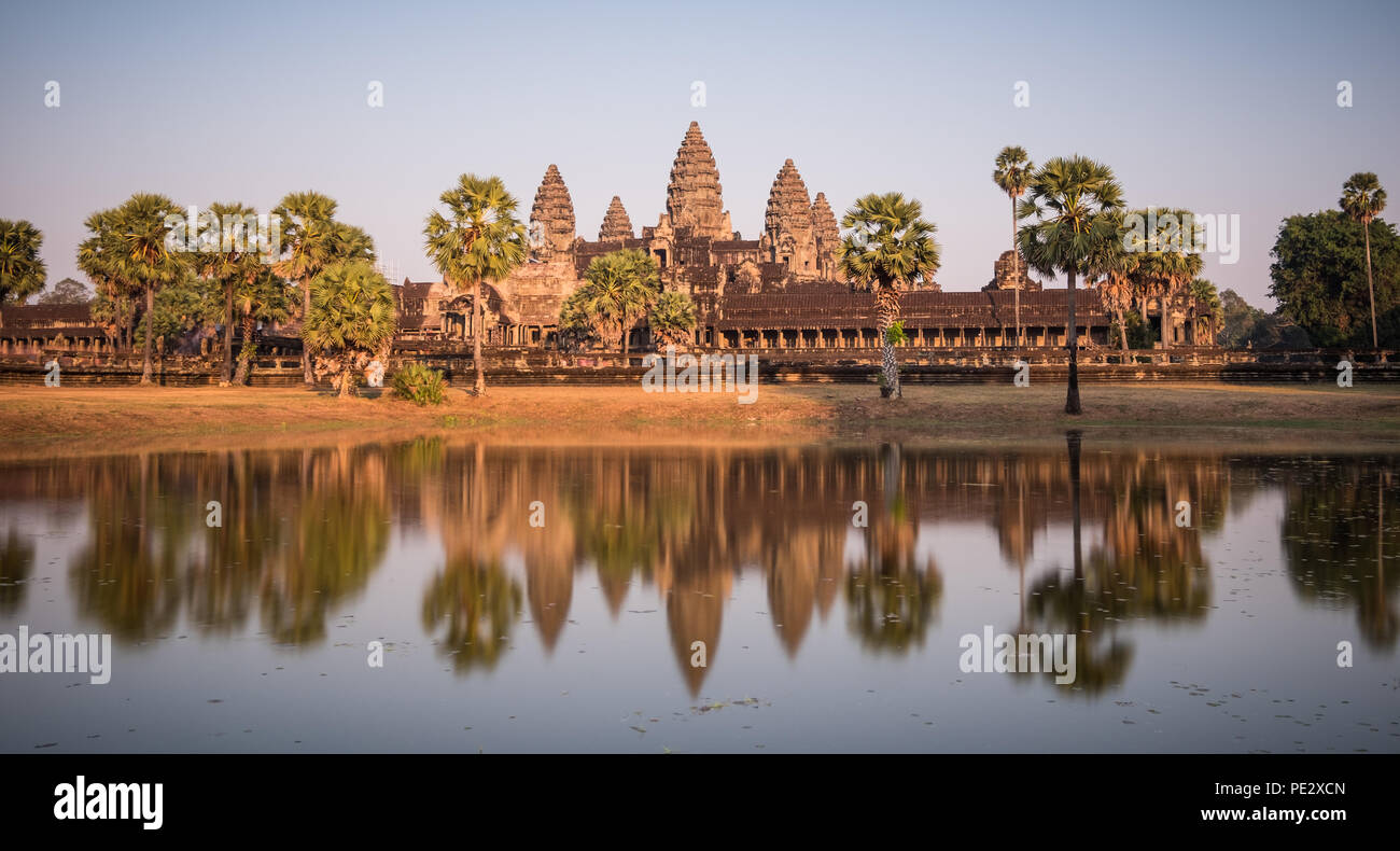 Une soirée coucher du soleil de Temple d'Angkor Wat au Cambodge Banque D'Images
