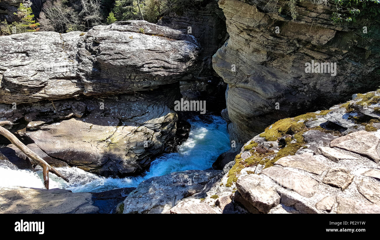 Linville Falls dans l'ouest de la Caroline du Nord, USA Banque D'Images