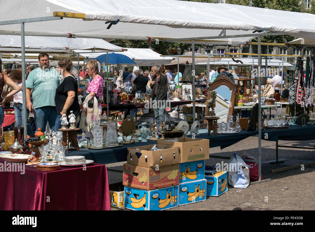 Marché d'antiquités de Maastricht town square Banque D'Images