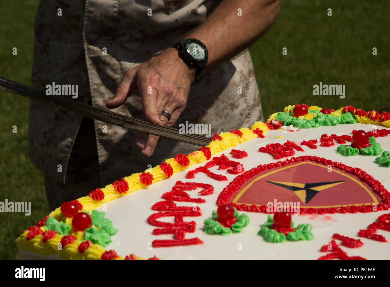 Third Anniversary Cake Banque D Image Et Photos Alamy Third Anniversary Cake Banque D Image Et Photos Alamy