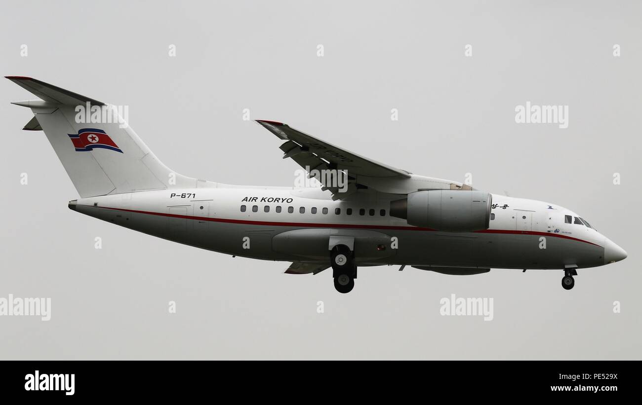 Air Koryo Antonov An-148 inscription P-671 à Beijing, ZBAA PEK le 27 juillet 2018 Banque D'Images