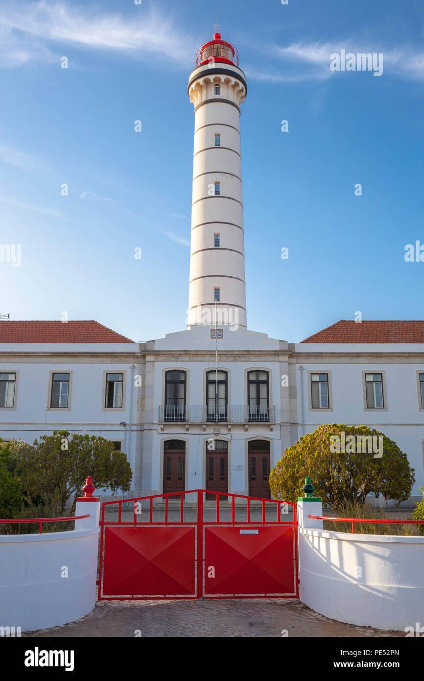 Bâtiment phare urbain à Vila Real de Santo Antonio, Algarve, Portugal, Europe Banque D'Images