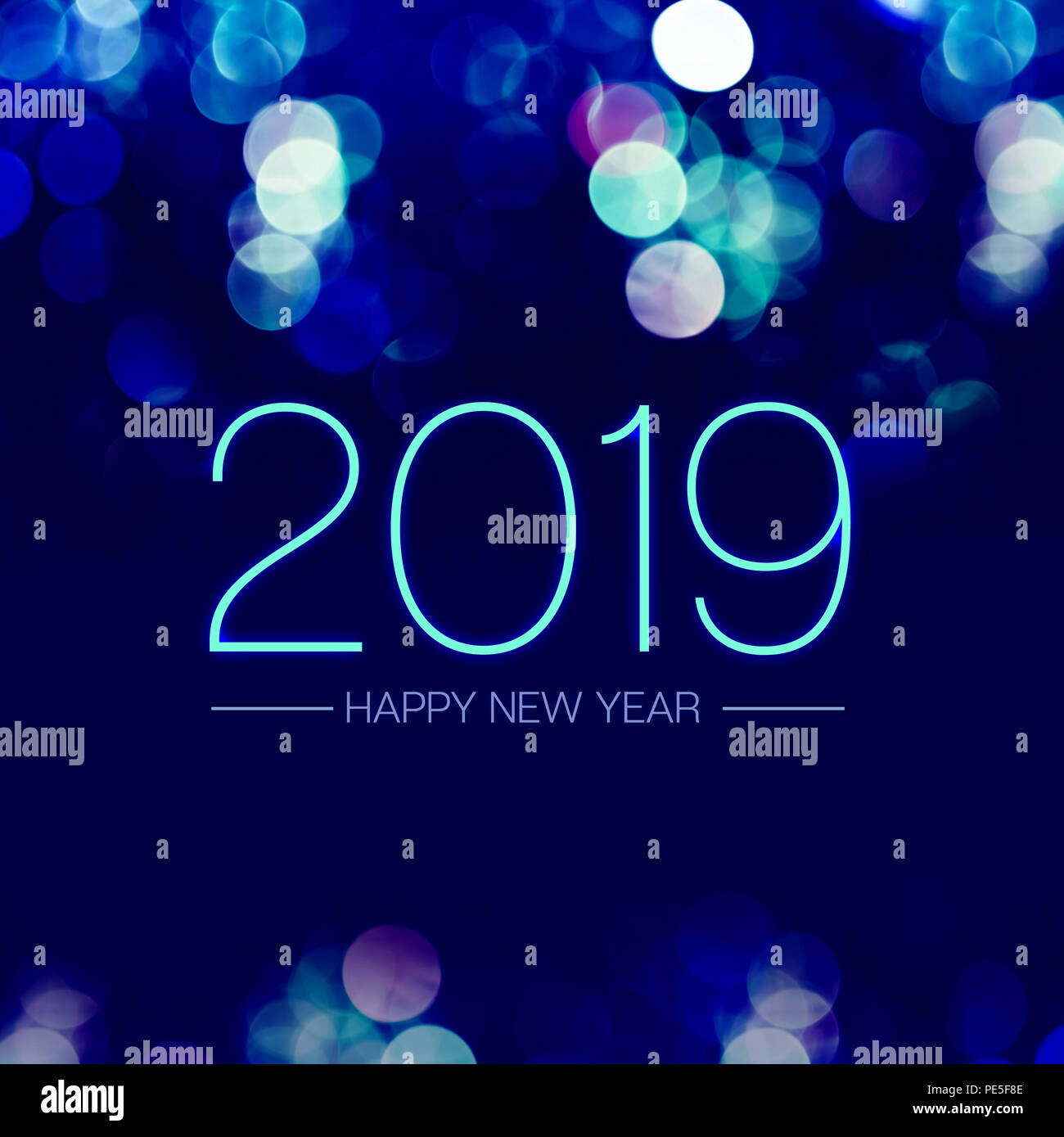 Bonne année 2019 bleu sur fond flou Banque D'Images