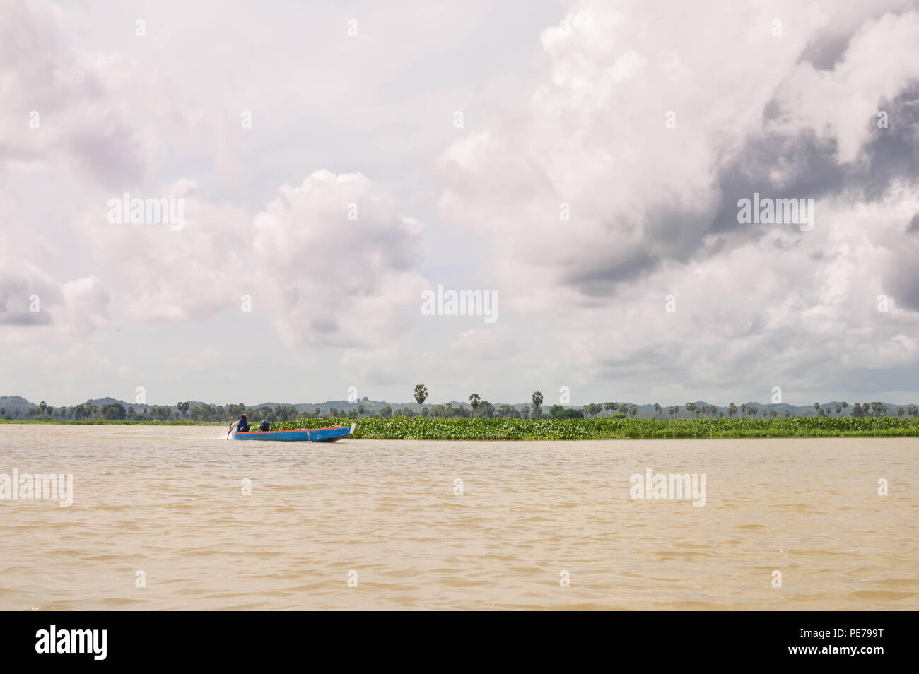 Paysages panoramiques du lac Tempe inondées dans le sud de Sulawesi, Indonésie Banque D'Images