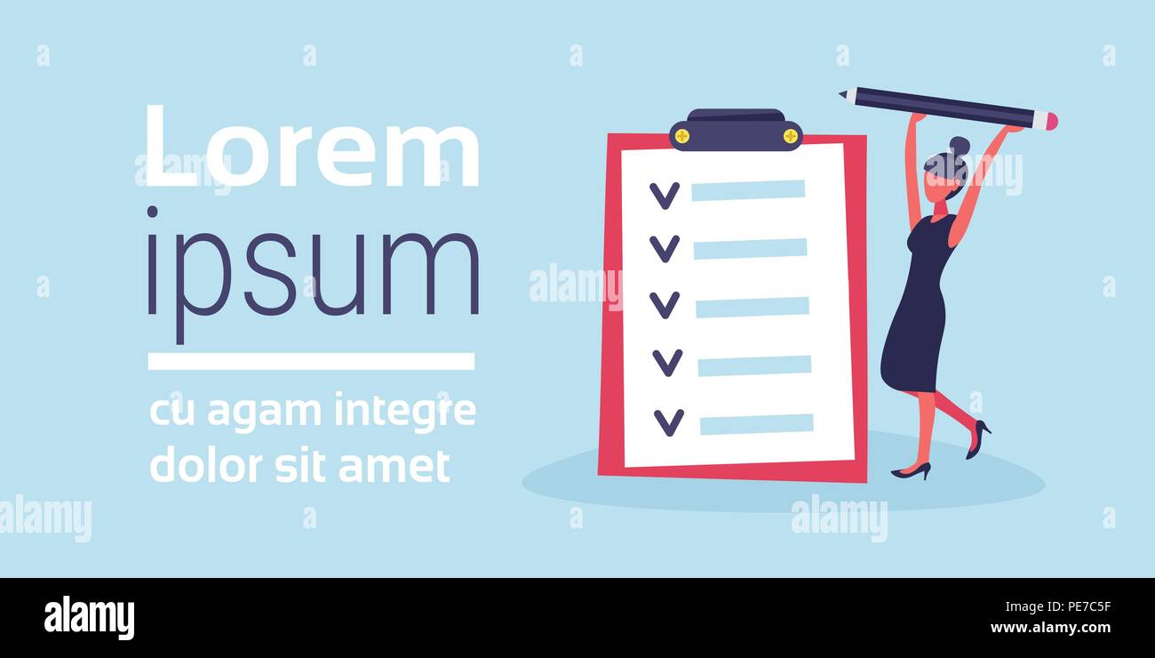 Businesswoman holding pen questionnaire cocher la solution de planification processus créatif marque stratégie horizontale personnage féminin copy space Illustration de Vecteur