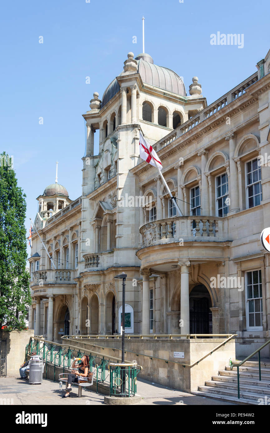 Hôtel de ville de Redbridge, Ilford High Road, Ilford, région de Redbridge, Greater London, Angleterre, Royaume-Uni Banque D'Images