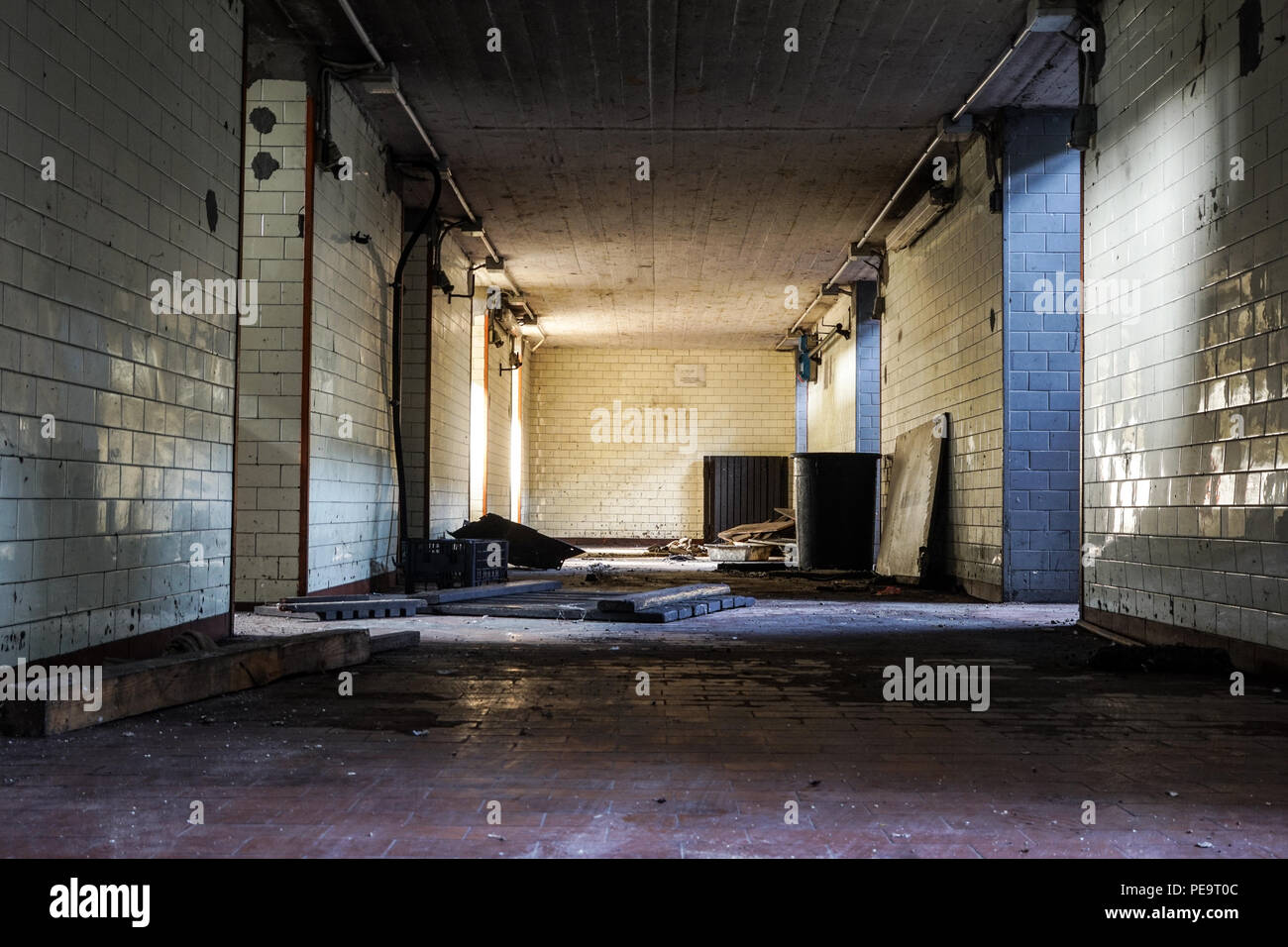 Intérieur de l'ancienne usine abandonnée bâtiments Banque D'Images