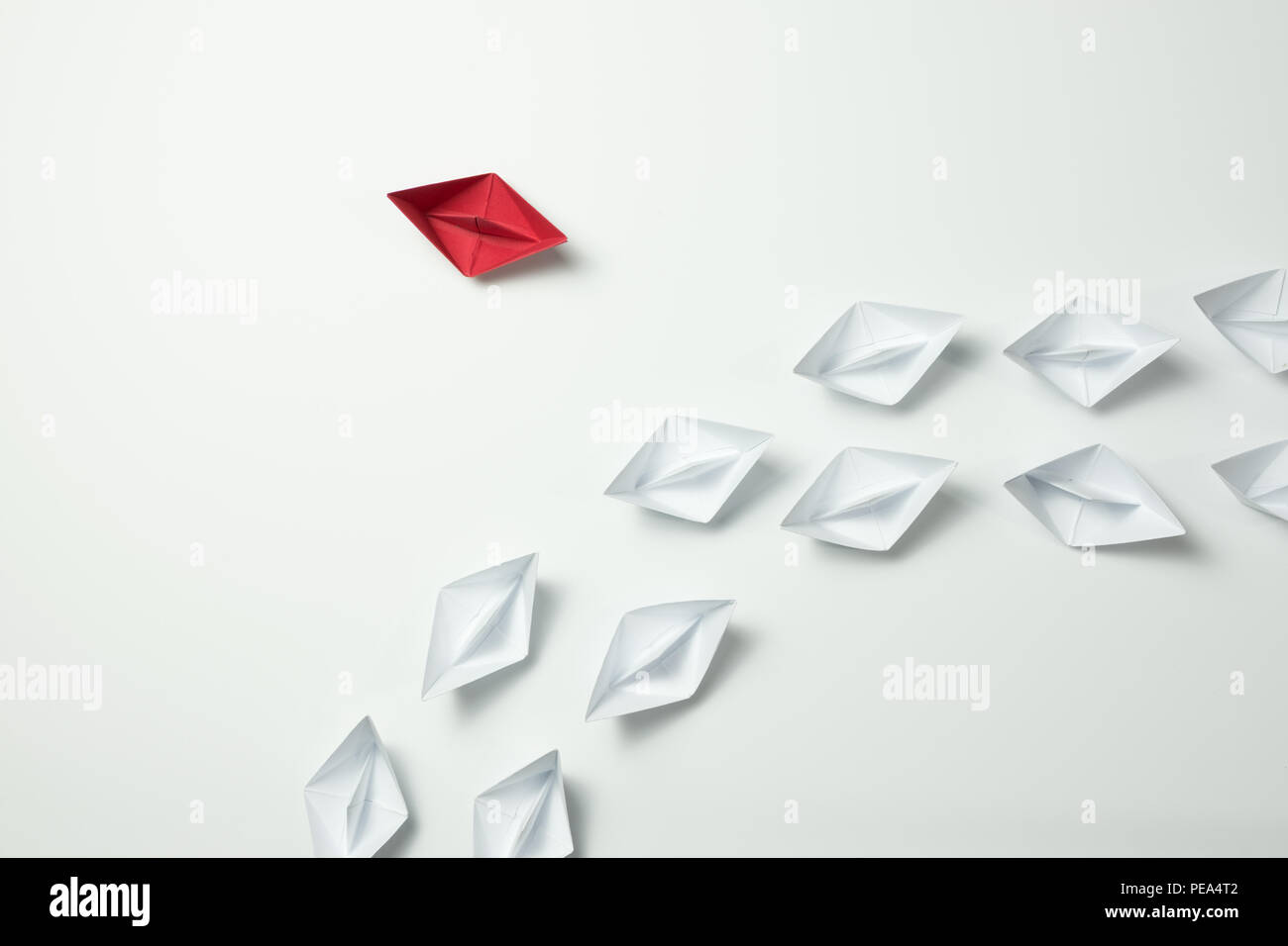 Penser différemment pour l'innovation et leader concept creativitity Banque D'Images