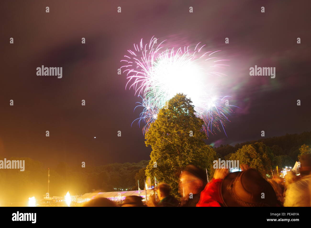 D'artifice à la Bristol Balloon Fiesta à Ashton Court, plus d'un bouleau. Août, 2018. Banque D'Images