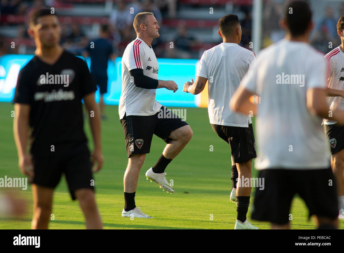 Washington, United States. 14 juillet, 2018. D.C. United Wayne Rooney (9) se réchauffe avant le match entre le D.C. United et les Whitecaps de Vancouver à Audi a déposé à Washington, DC Le 14 juillet 2018. C'est DC D.C. United's premier match au champ et Audi Rooney's premier MLS. Crédit : l'accès Photo/Alamy Live News Banque D'Images