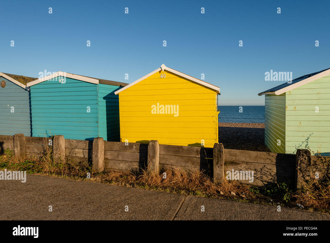 Autopiqueur sud est une plage de galets entre Shoreham-by-Sea et Worthing Banque D'Images