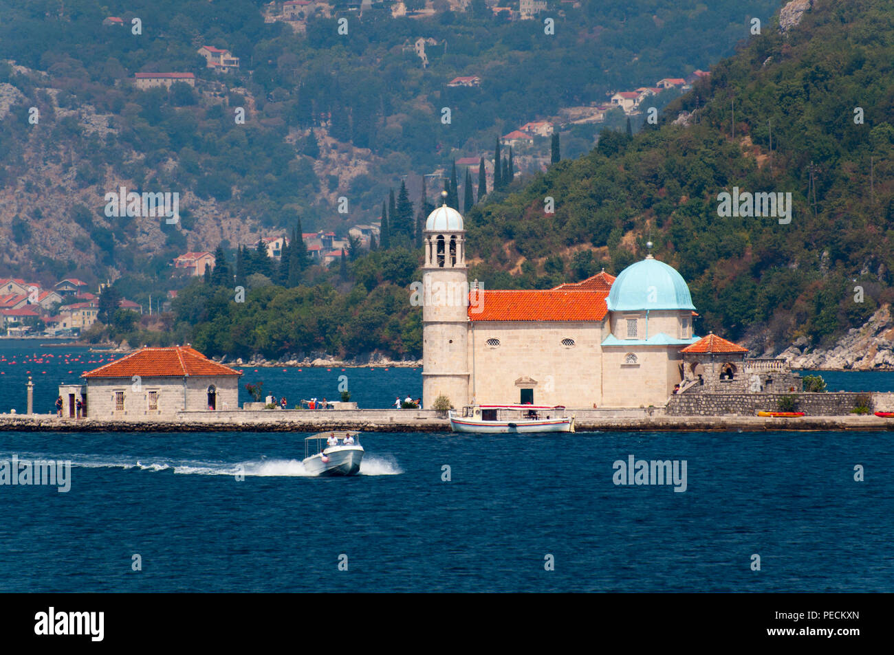 Notre Dame de l'île les rochers, Perast, baie de Kotor, Monténégro Banque D'Images