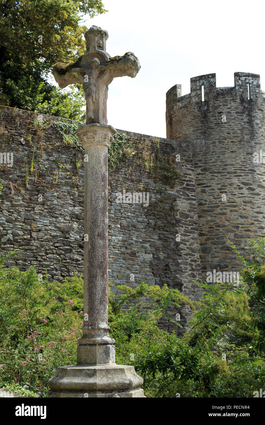 Les murs extérieurs du château de rue du Val d'oust, Josselin, Morbihan, Bretagne, France Banque D'Images