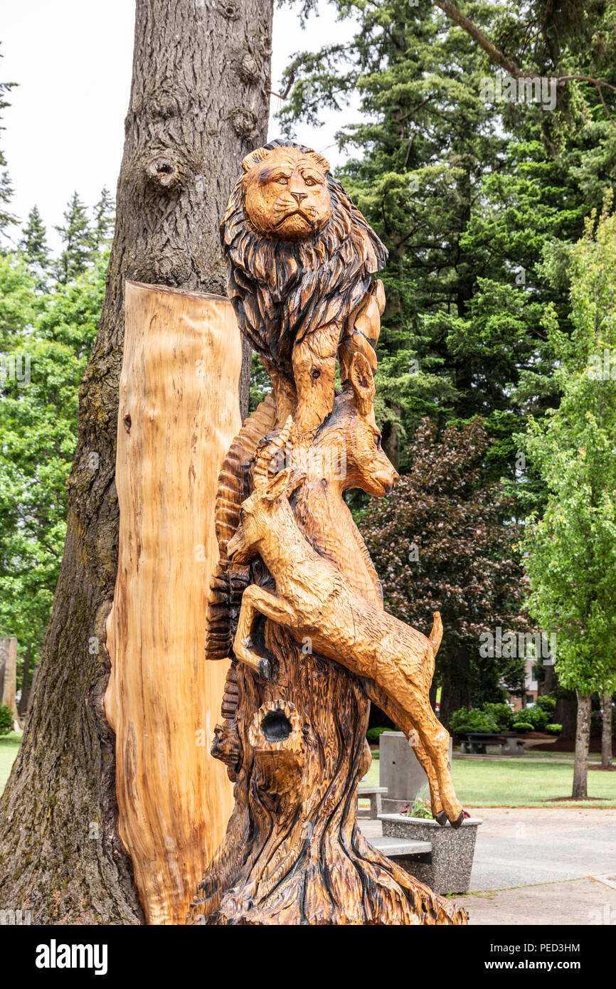 La sculpture sur bois sur l'affichage dans la ville de Hope,  Colombie-Britannique, Canada Photo Stock - Alamy