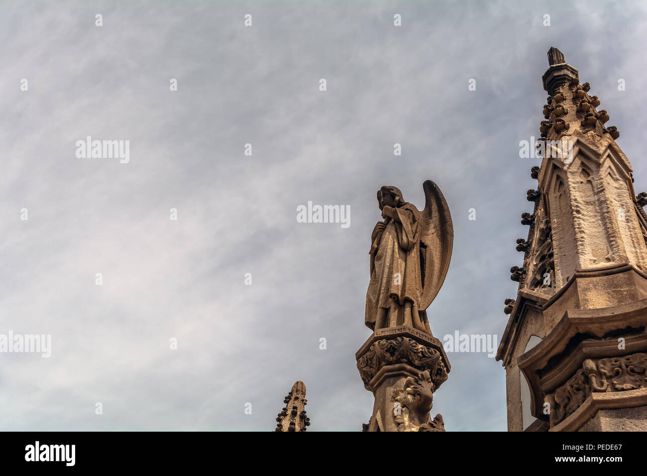 Gothic Graveyard Banque D Image Et Photos Alamy Gothic Graveyard Banque D Image Et Photos Alamy