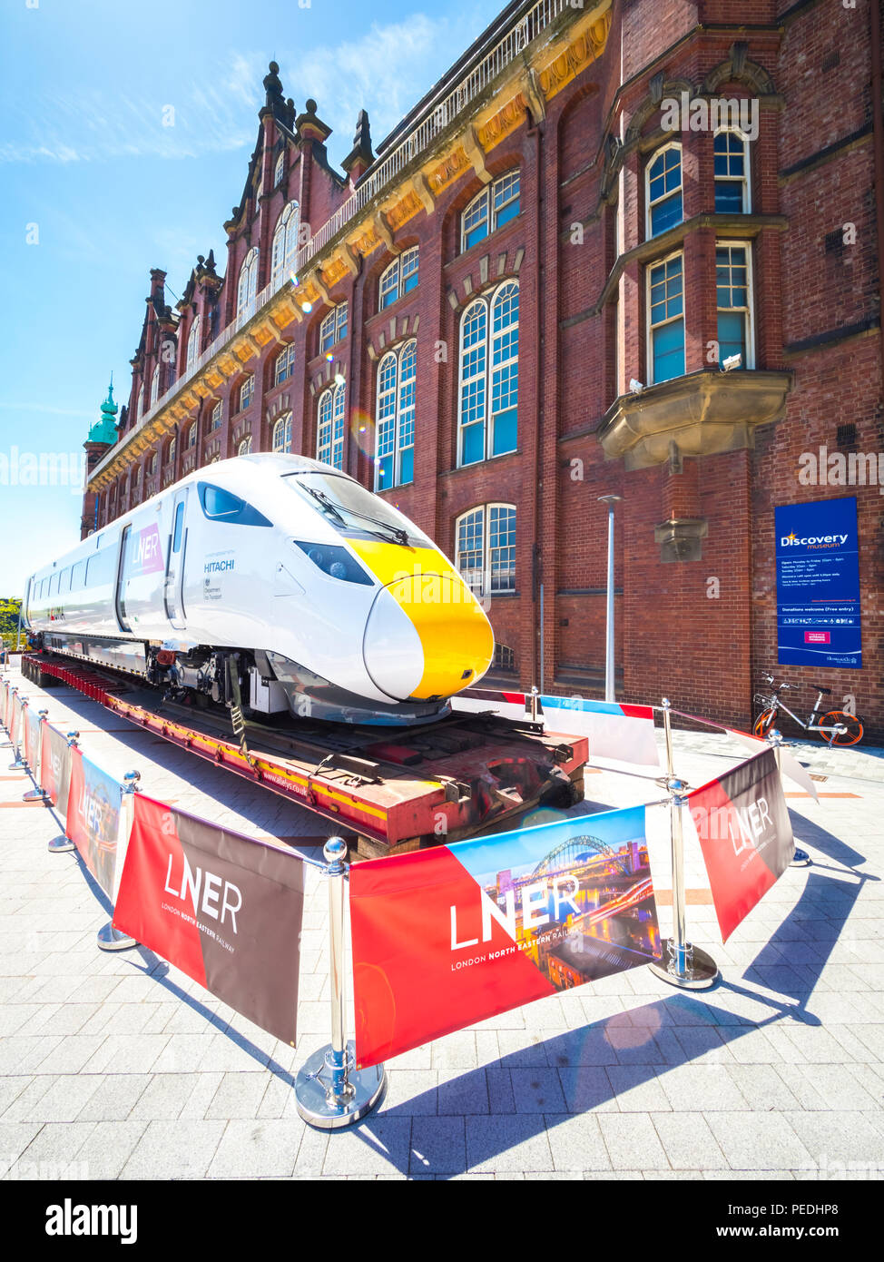 En dehors de la locomotive Hitachi Azuma Discovery Museum de Newcastle upon Tyne. Banque D'Images