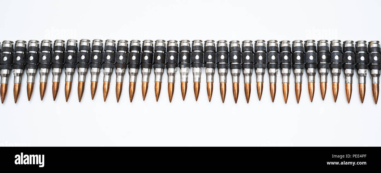 Ceinture de munitions, d'une chaîne , plein de balles Photo Stock - Alamy