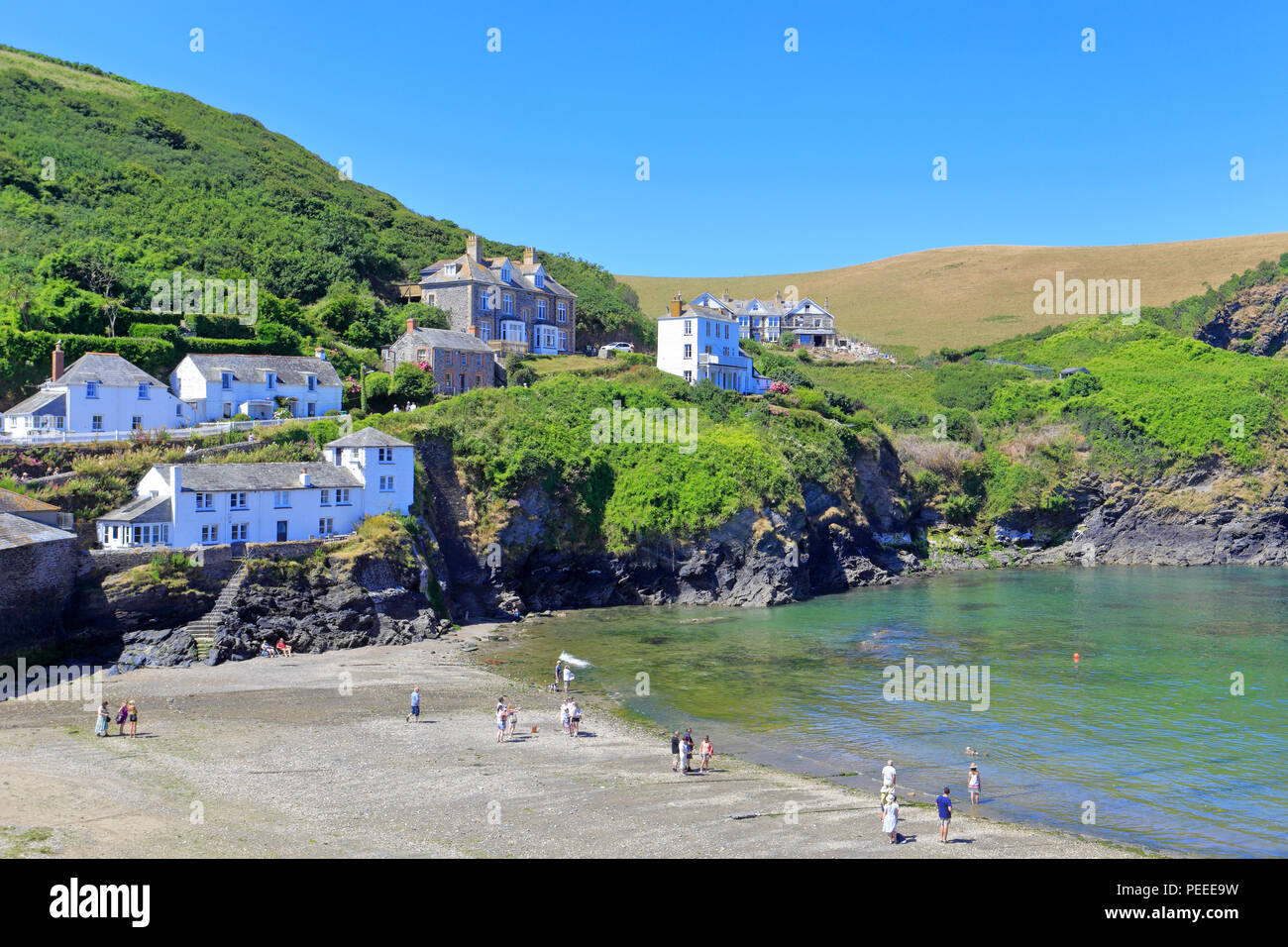 Port Port Issac et Roscarrok Hill emplacement de la série ITV Doc Martin, Cornwall, England, UK. Banque D'Images