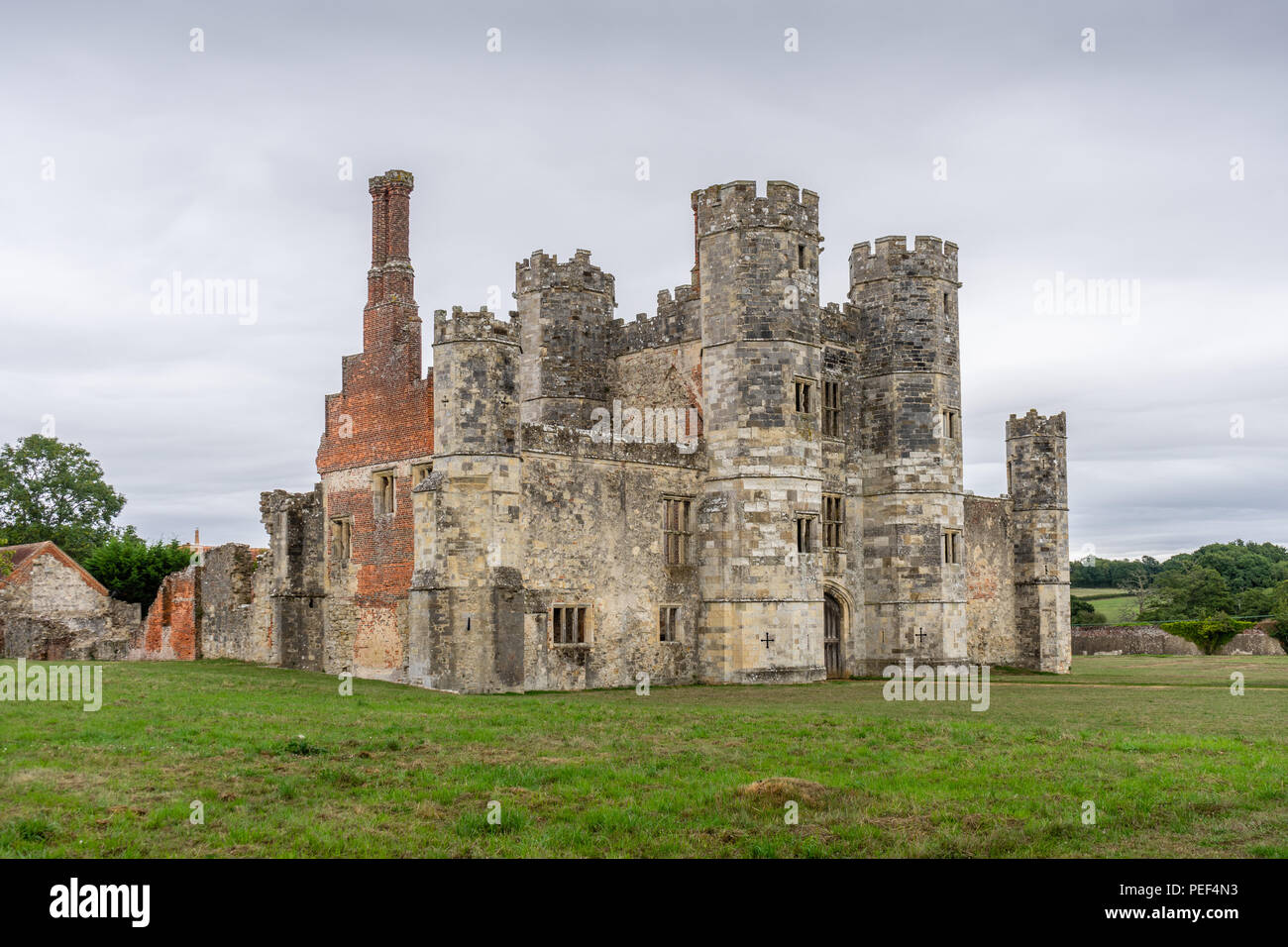 Les vestiges de l'abbaye Titchfield médiévale entourée par la campagne du Hampshire, l'anglais, site du patrimoine mondial, Titchfield Hampshire, Angleterre, Royaume-Uni Banque D'Images