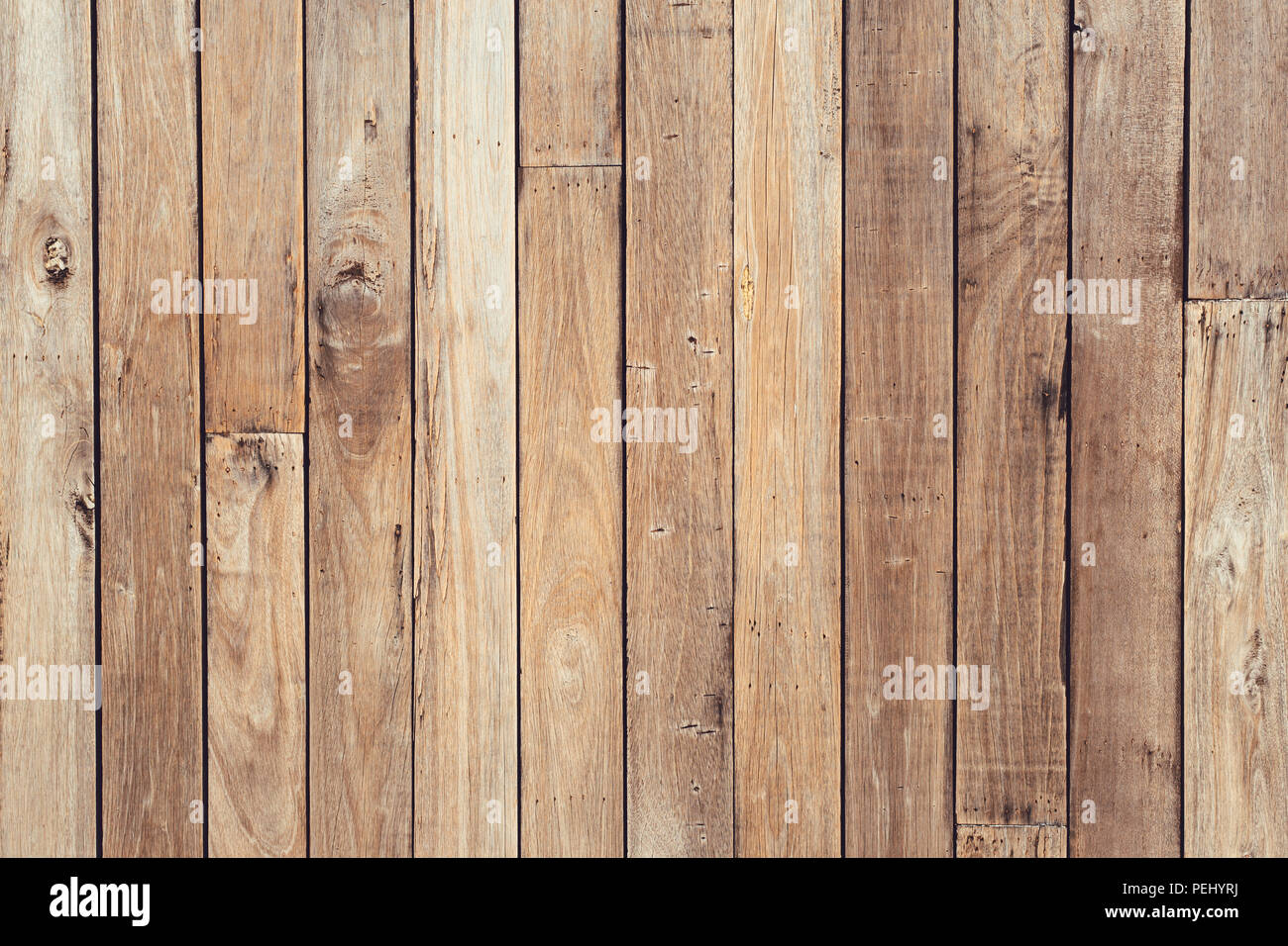 Planche bois brown texture background pour votre texte Banque D'Images