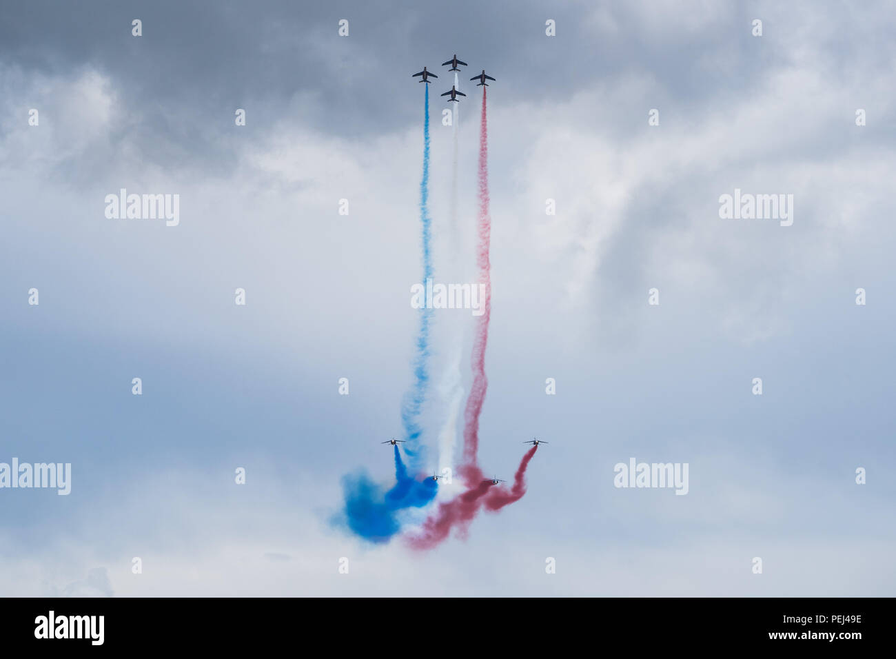 Patrouille de France affichage de vol acrobatique à Le Castellet, France Banque D'Images