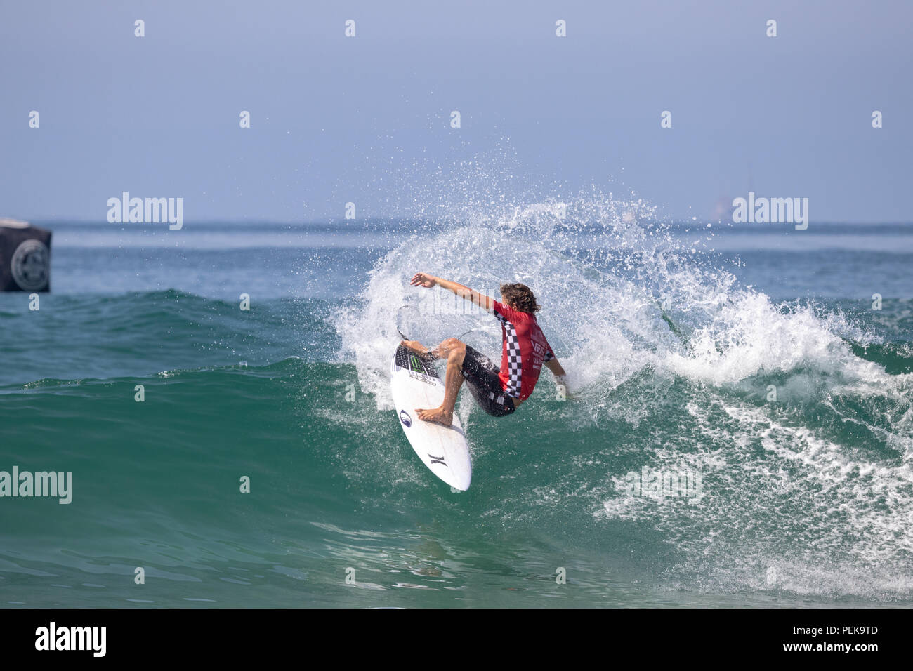 Jake qui se font concurrence sur les Marshall US Open de surf 2018 Banque D'Images