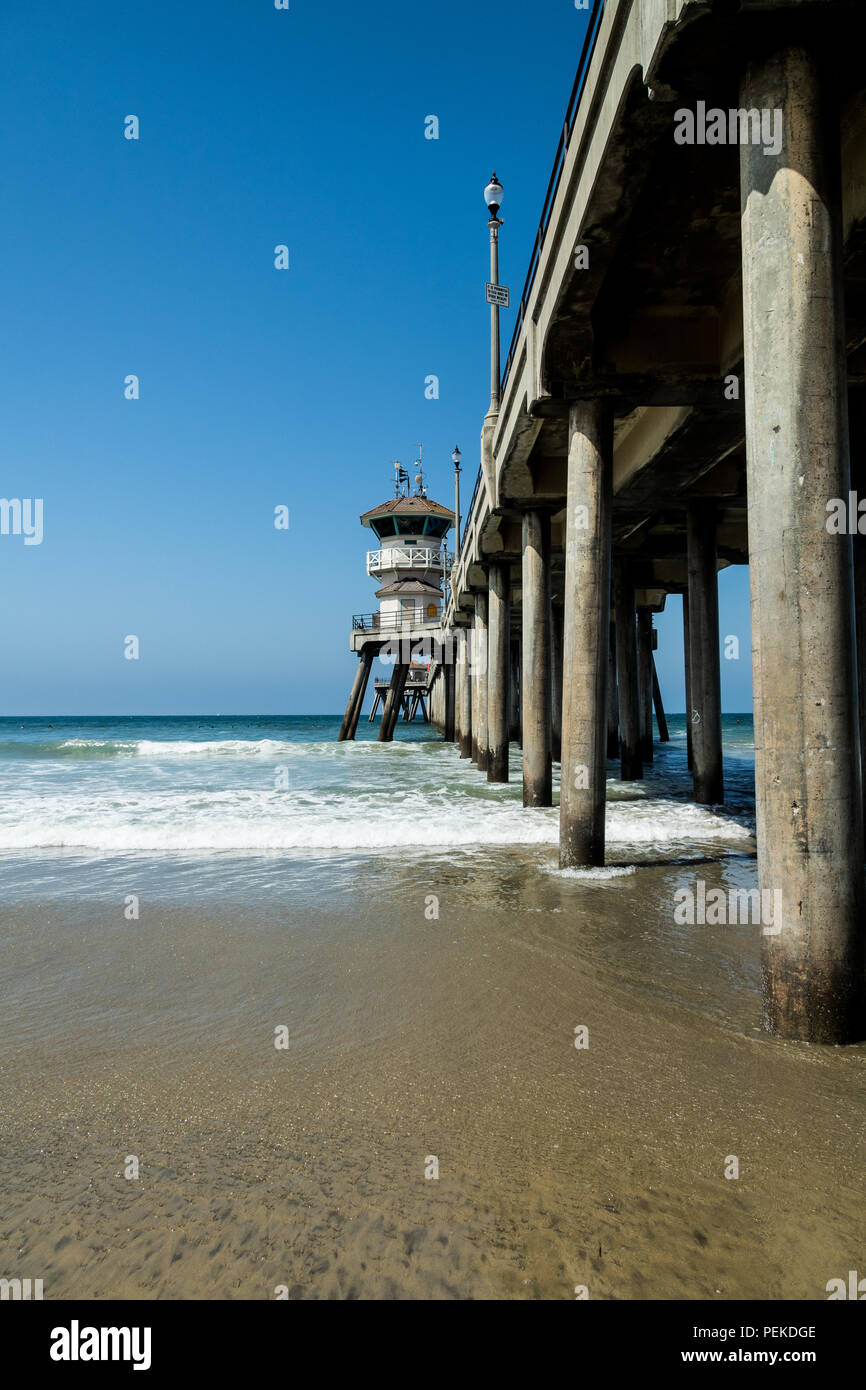 Huntington Beach pier un jour d'été Banque D'Images