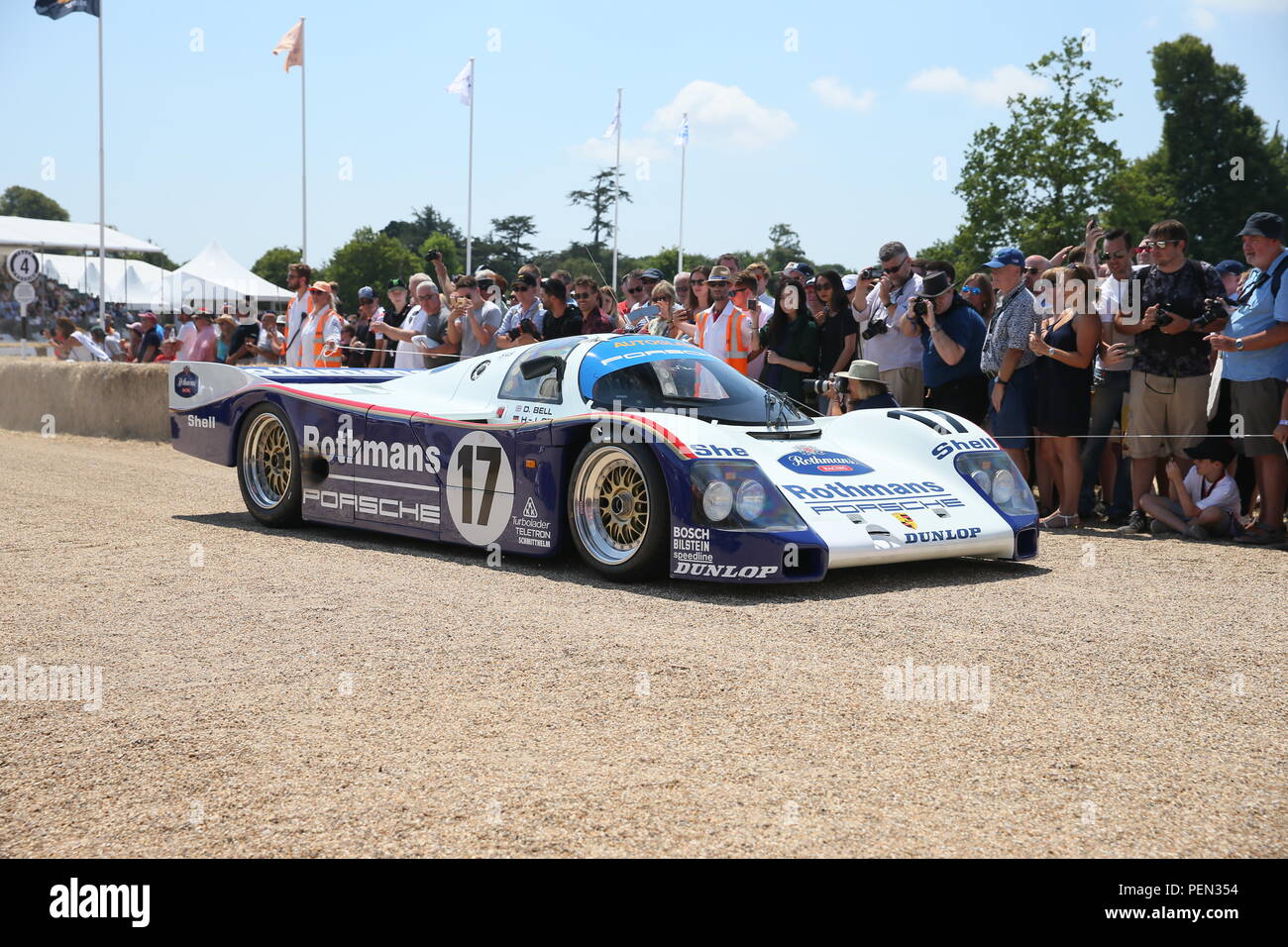 Sur le jubilé d'argent du Goodwood Festival of Speed, Porsche fête son 70e anniversaire et montre son histoire avec un défilé dans le lecteur à l'avant de Goodwood House avant de pousser un d'artifice. Comprend : Porsche 962C où : Chichester, Royaume-Uni Quand : 14 Juillet 2018 Crédit : Michael Wright/WENN.com Banque D'Images